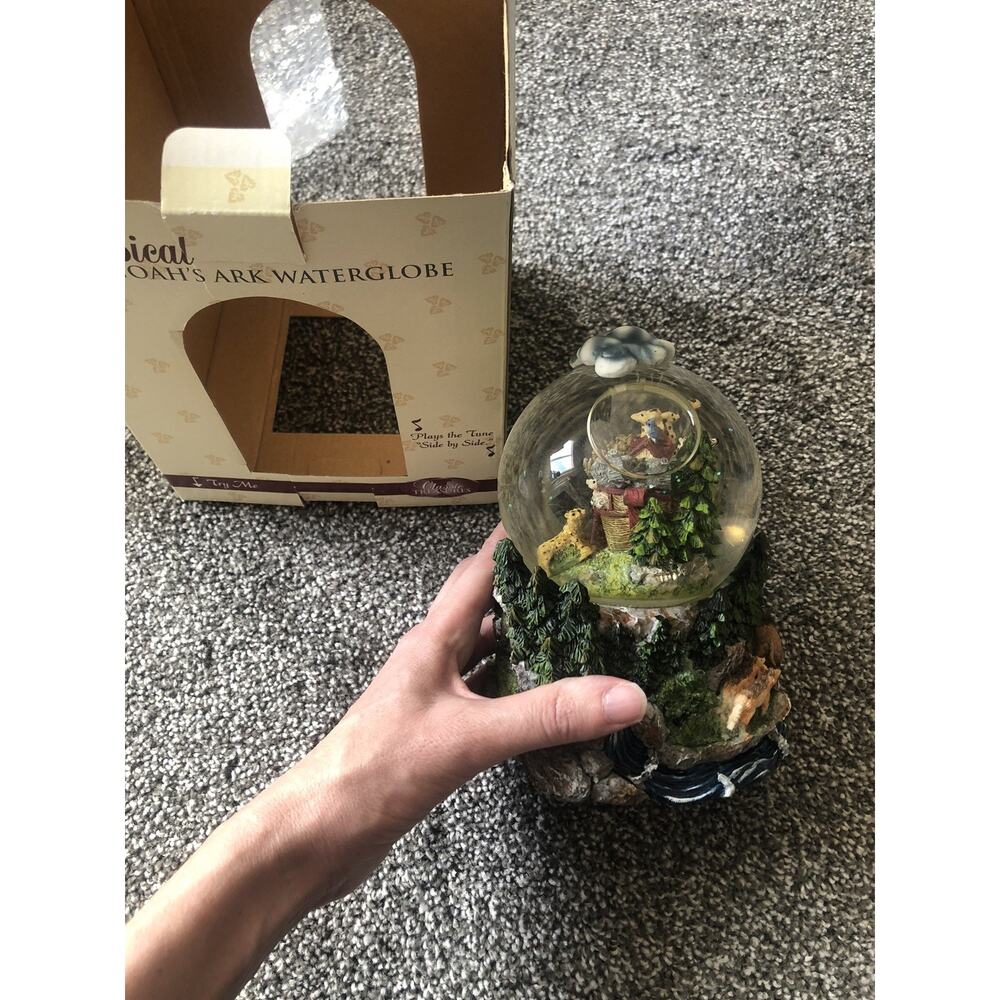 Classic Treasures Musical Noah's Ark Waterglobe Plays "Side By Side" With Box